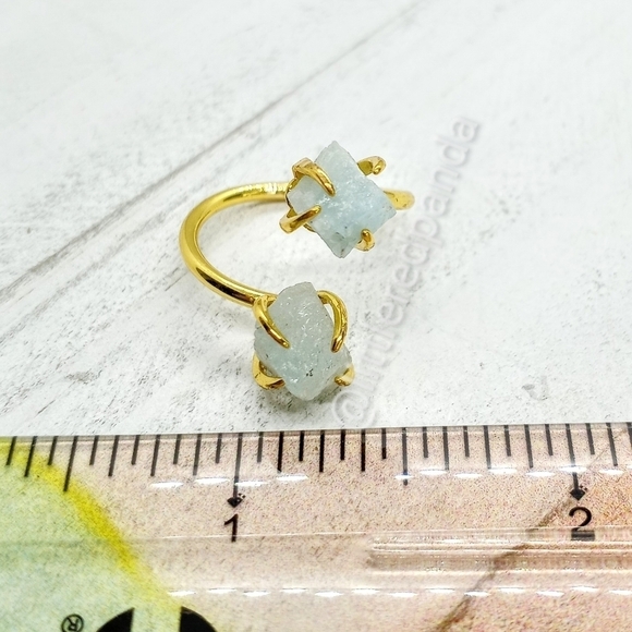 Aquamarine twin stone ring - Picture 5 of 7